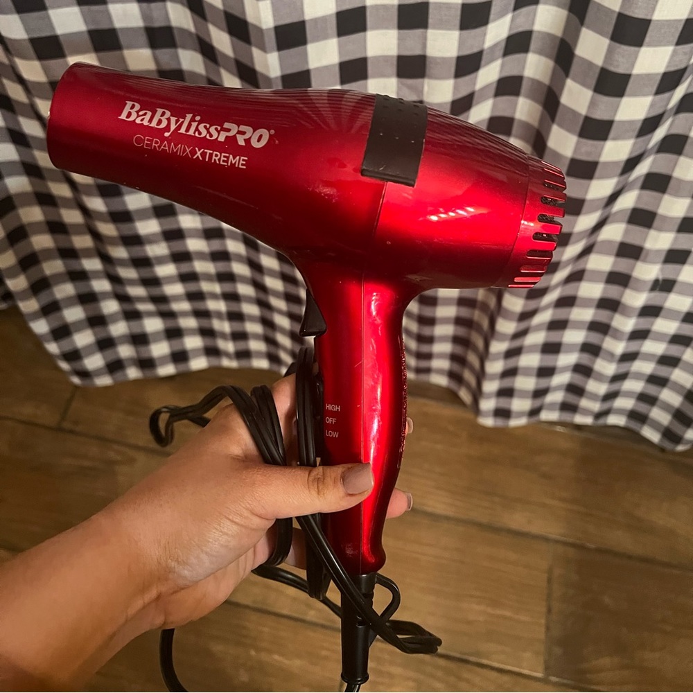 Hair dryer Babylisa Pro